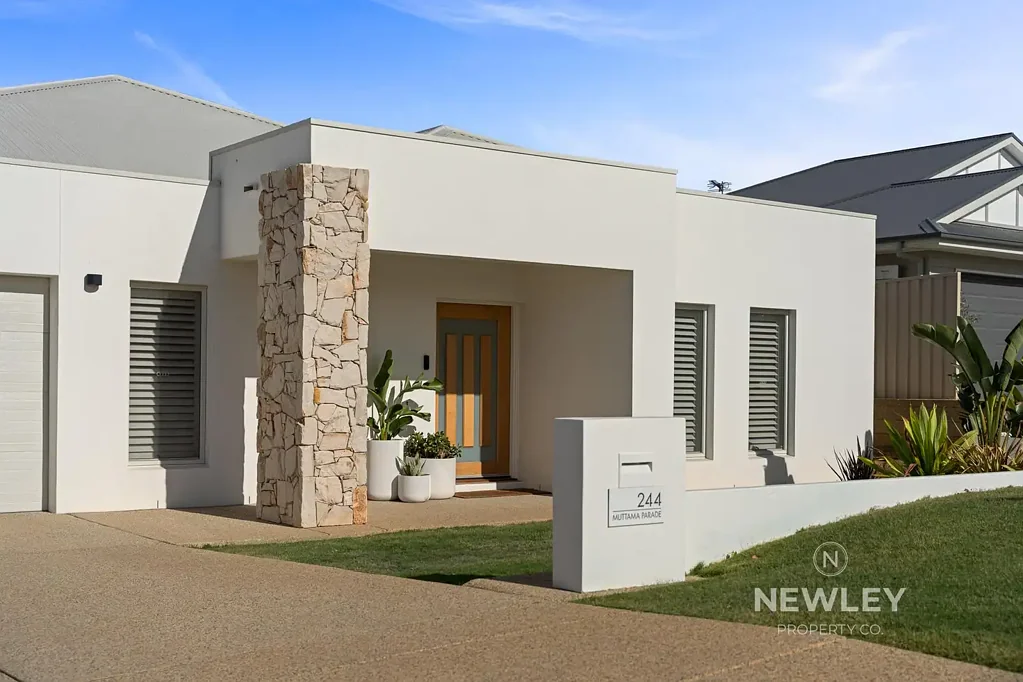 Gobbagombalin 5Habitaciones A Stunning Spacious Contemporary Home