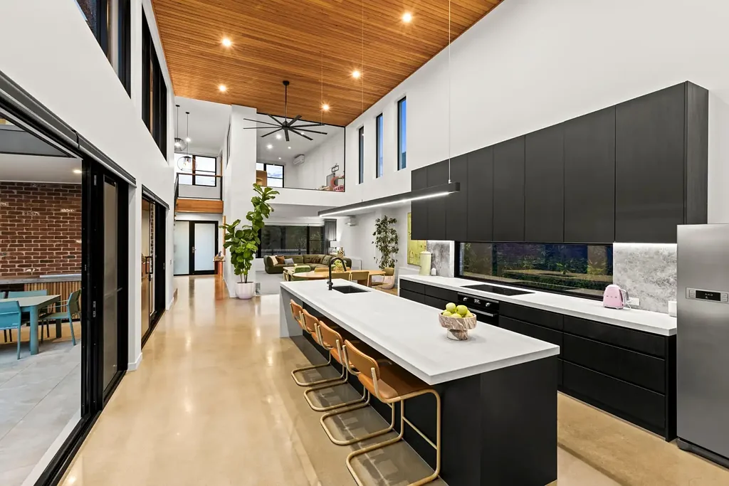 Torquay 4房  Parkside living, built to impress