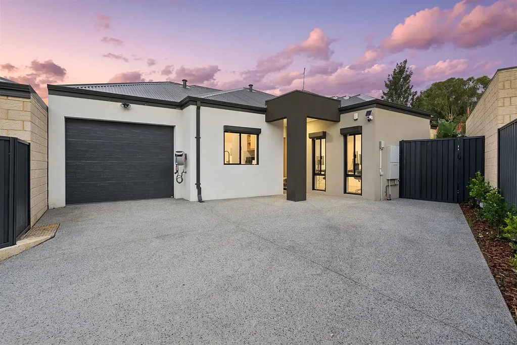 Balga 3Moenga PRIME LOCATION - STYLISH 3 BEDROOM, 2 BATHROOM HOME - DO NOT MISS THIS!