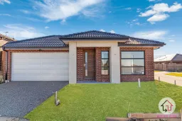 2 Royal Spoonbill Loop, Wallan