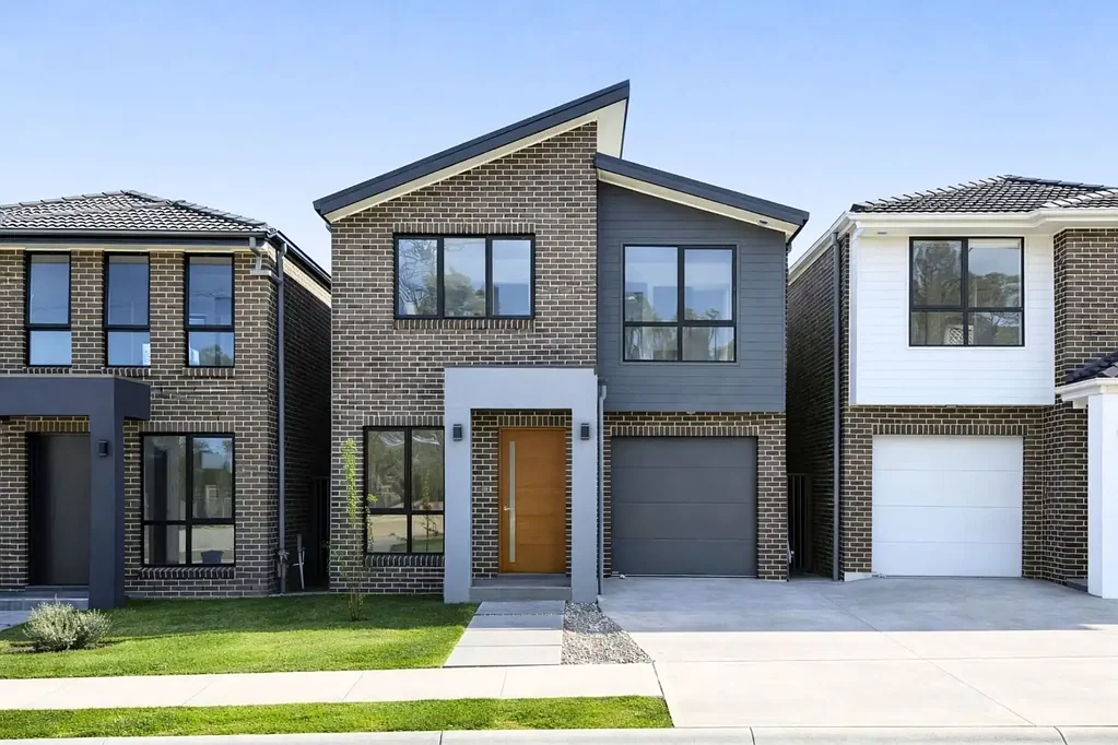Riverstone 4 Slaapkamer SECURE 4- BED TOWNHOUSE WITH ONLY 2% DEPOSIT!!