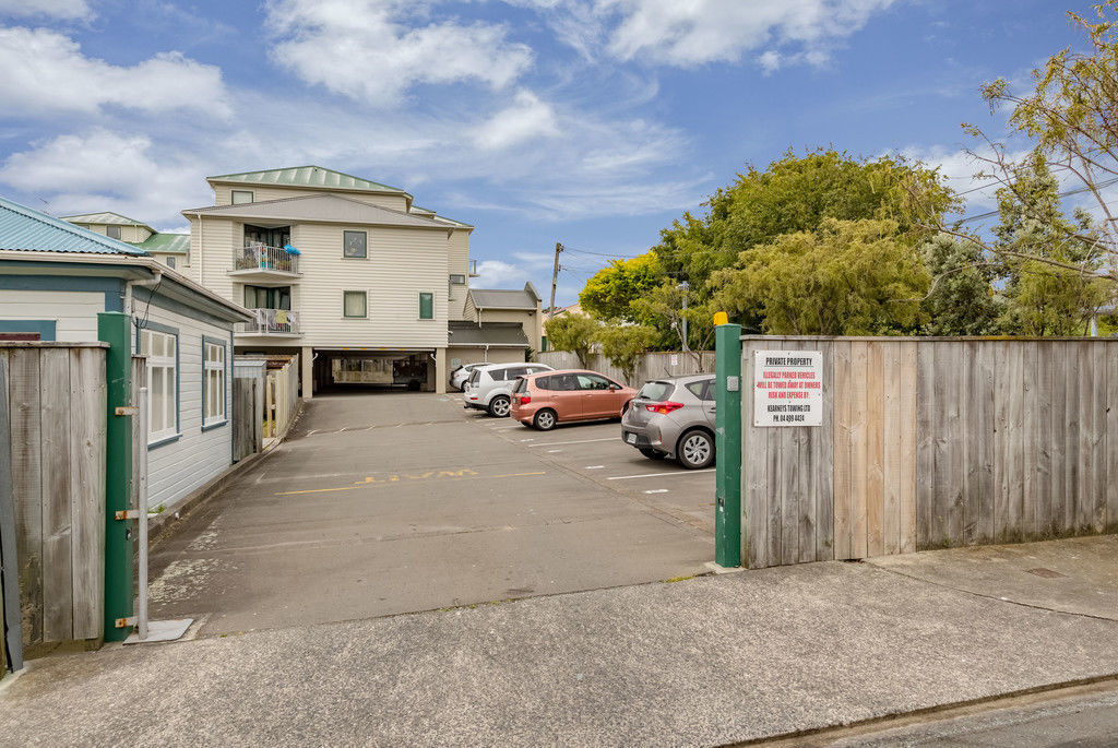 15/13 Palm Grove, Berhampore, Wellington, 2 rūma, 1 rūma horoi