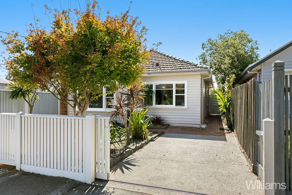40 Salisbury Street, Newport, VIC 3015