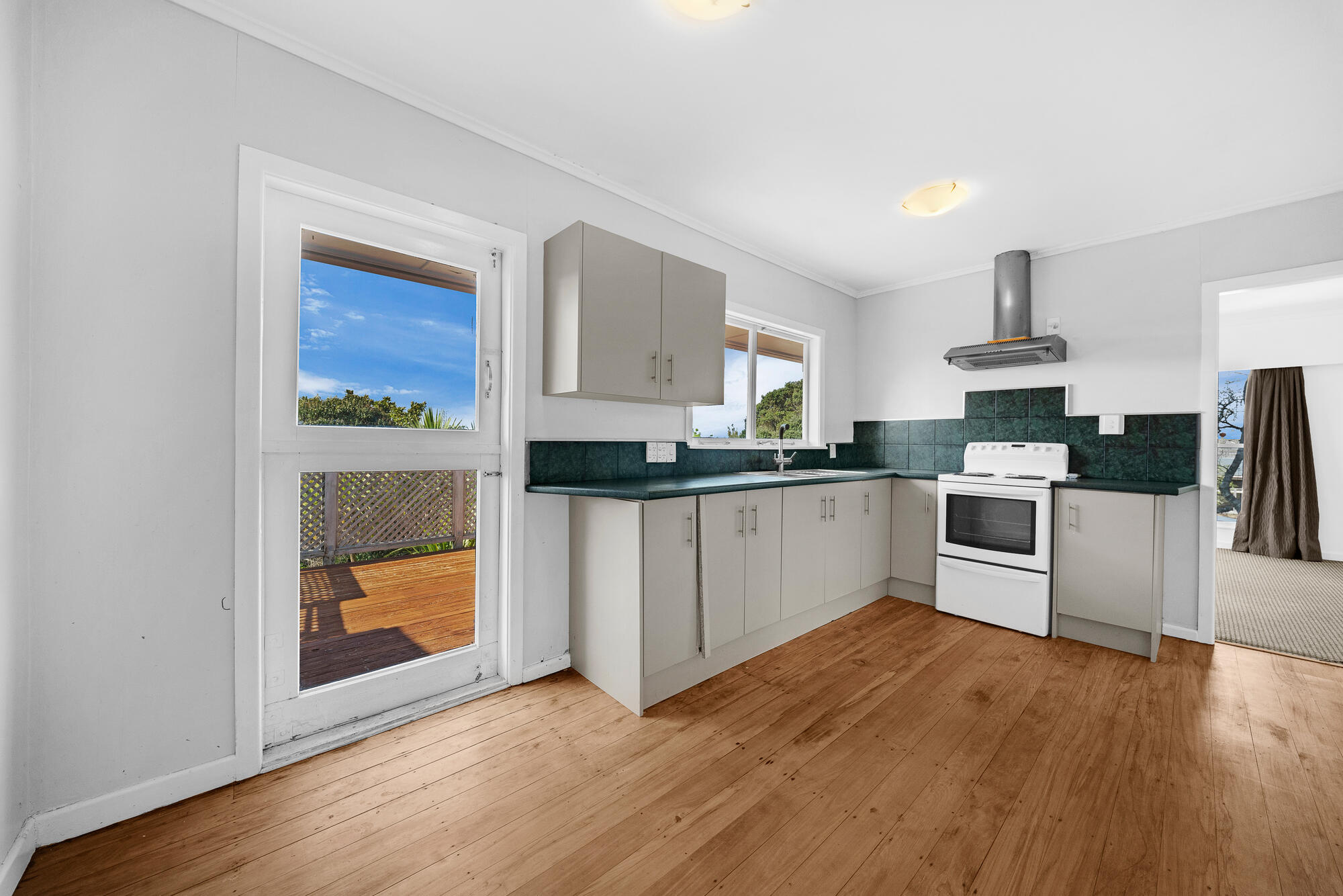 52 Carlton Street, Hillsborough, photo 13