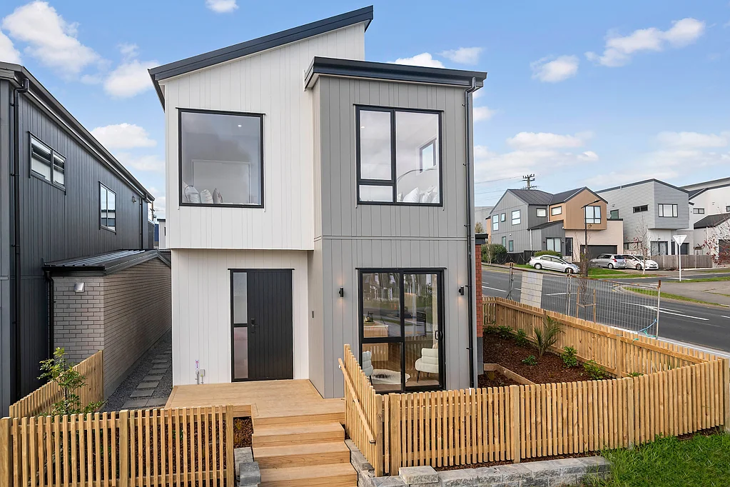 Silverdale 4 Bedroom A Sunny Corner Retreat in the Heart of Silverdale