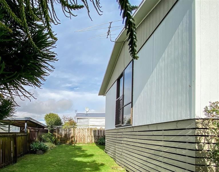 1/4 Hanson Place, West Harbour, Auckland - Waitakere, 3房, 1浴