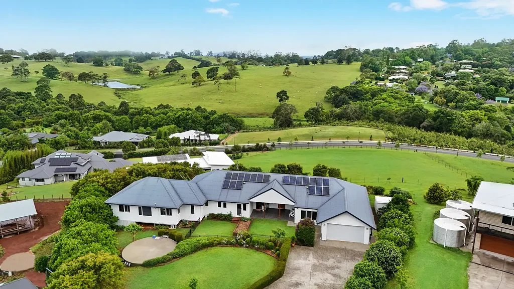 Maleny 5房  Luxury Dual Living Retreat with Idyllic Hinterland Views