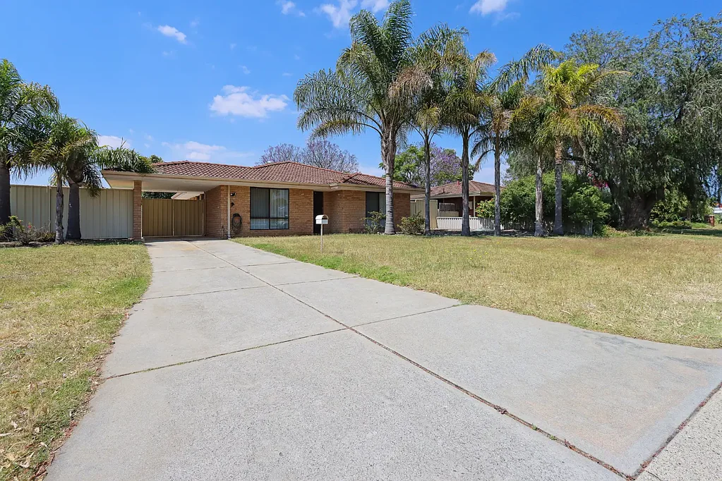 Waikiki 3ਬੈੱਡਰੂਮ OPPOSITE PRIMARY SCHOOL