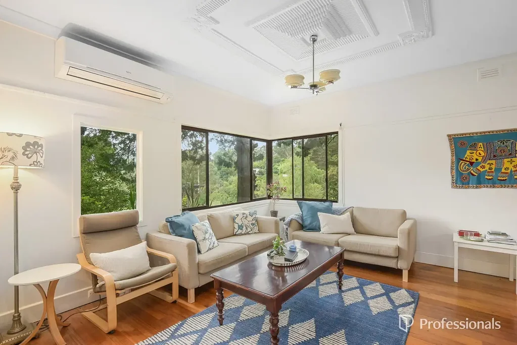 27 Lithgow Avenue, Warburton, VIC 3799