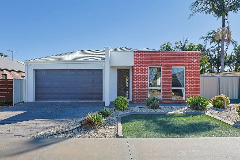 Mildura 3બેડરૂમ JUST A LITTLE RIPPER…