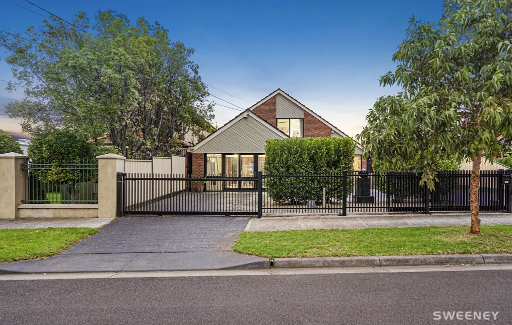 Altona Meadows 4Moenga Architecturally designed and crafted