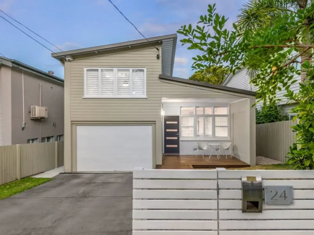 24 Stewart Street, Hawthorne, QLD 4171