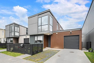 18 Te Aparangi Road, Papakura