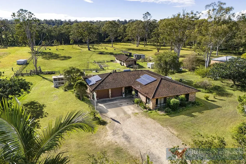 Nambucca Heads 4 Bedroom Semi Rural Retreat...