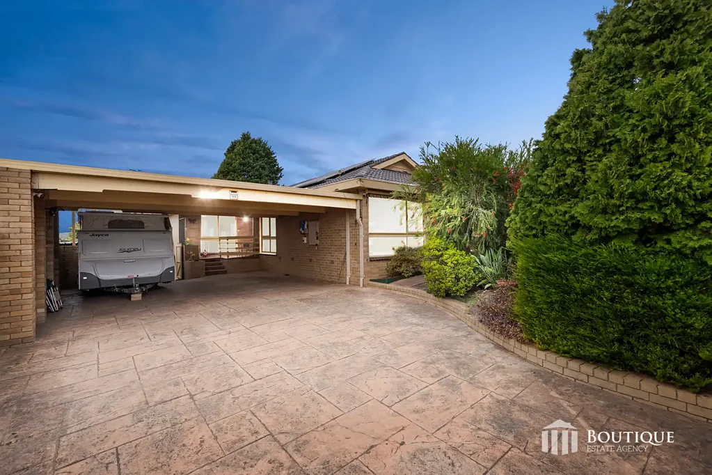 Dandenong North 3chambre Secured family living in the heart of Rosewood Downs