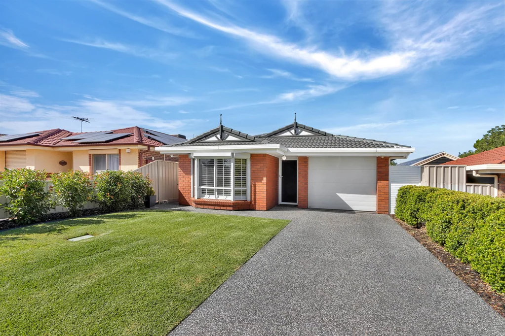 3 Taunton Crescent, Craigmore, SA 5114