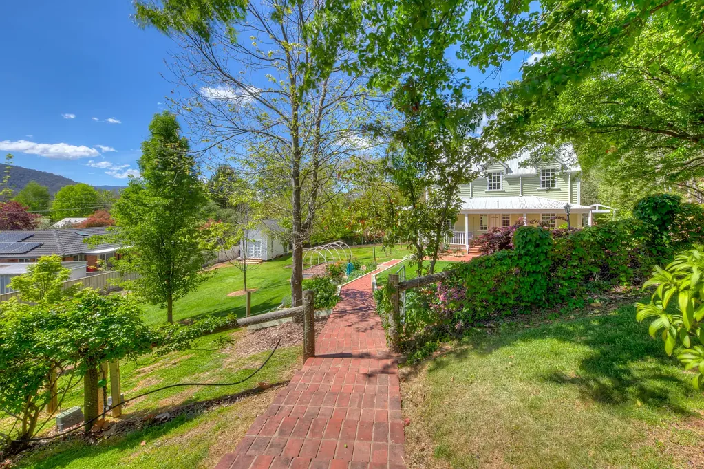 50 Walkers Lane, Bright, VIC 3741
