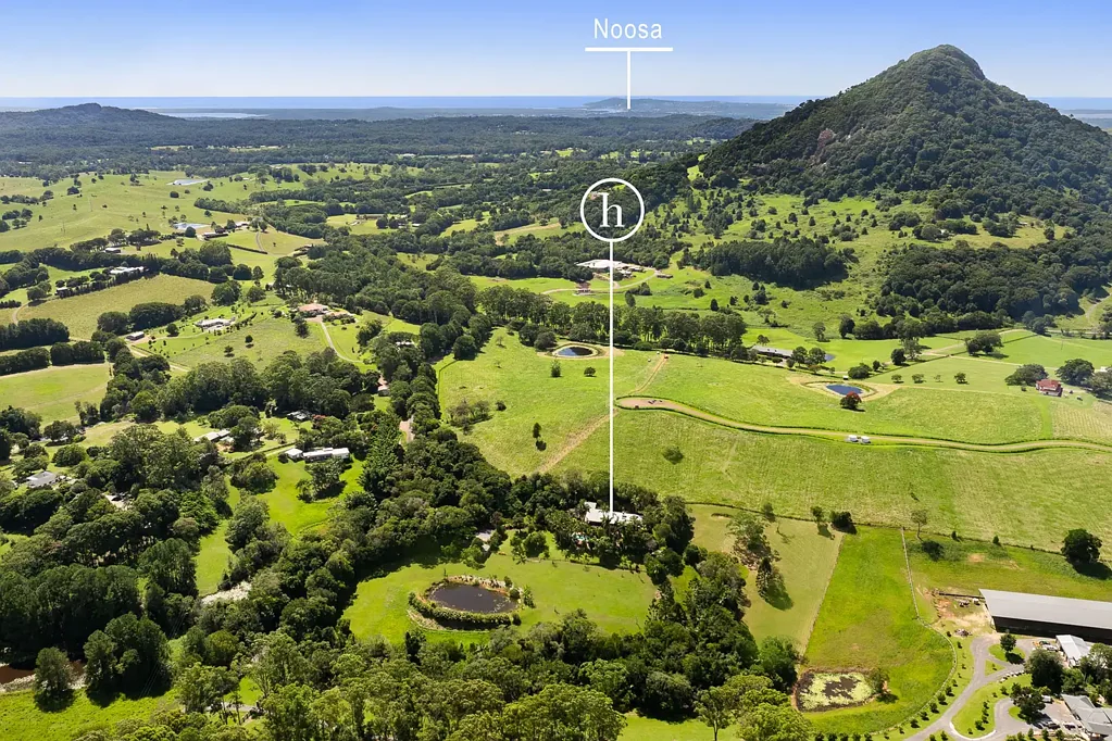 Cooroy Mountain 3房  Refined Hinterland Living on Private, Usable Acreage