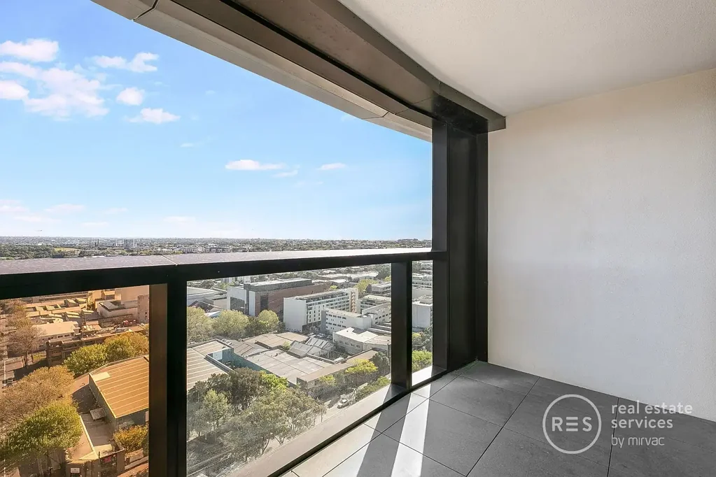 Amazing 19th Floor, 2 Bedroom Apartment in 'Ovo', Green Square