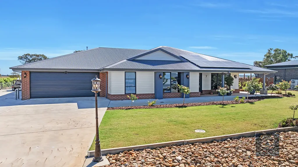 Echuca 4Kwarto Well appointed family home.