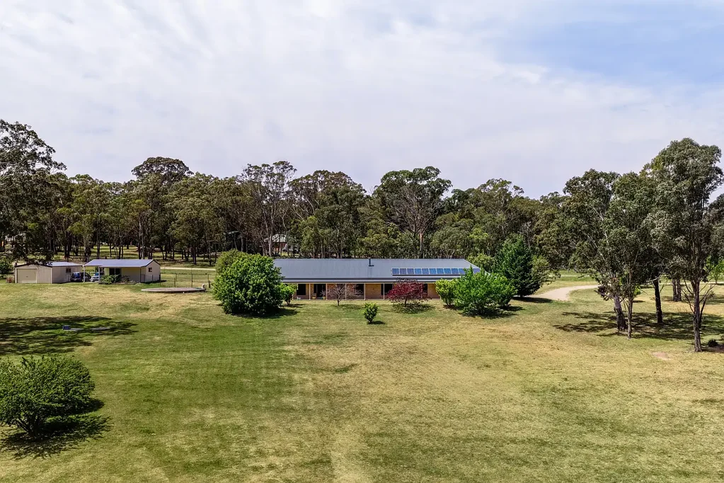 77 Carroll Drive, Hartley, NSW 2790