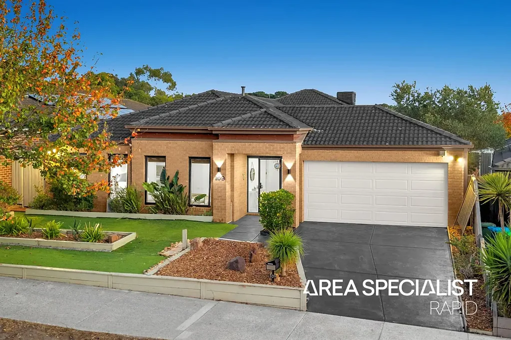 109 Rosebank Drive, Cranbourne North, VIC 3977