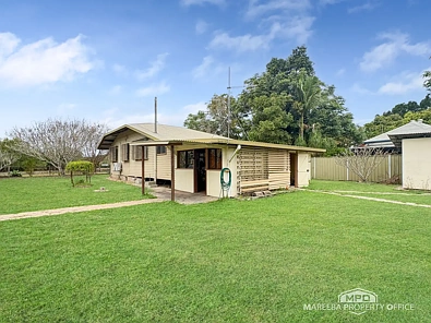 Mareeba 2Moenga RENOVATOR’S DREAM – CBD LOCATION