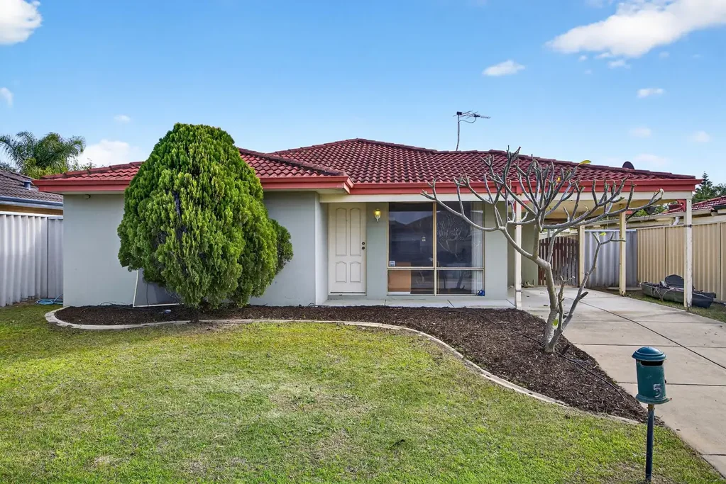 5 Limoges Elbow, Port Kennedy, WA 6172