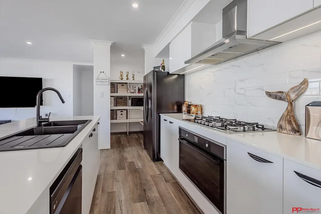 Yanchep 3 Bedroom COASTAL ELLEGANCE - A RARE FIND