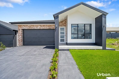 Wilton 6 Bedroom Luxury 5–6 Bedroom Family Home with Theatre Option in Bingara Gorge | Creation Homes | 5% Deposit