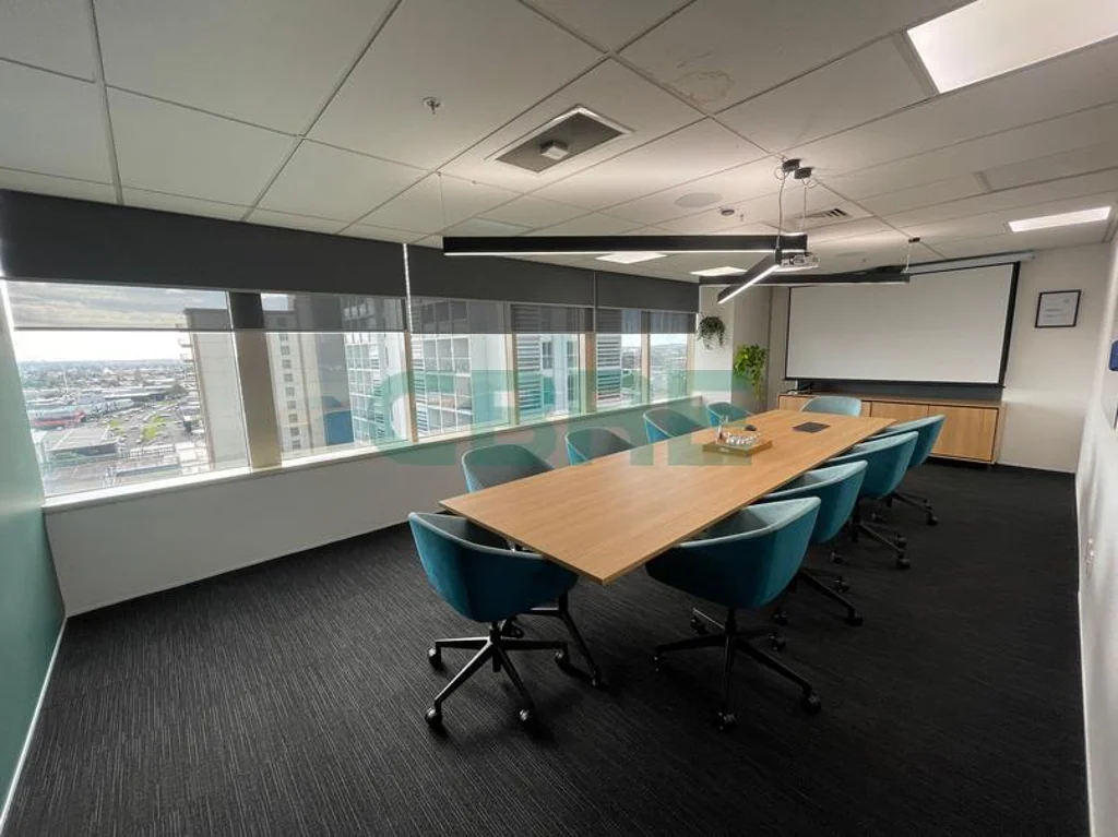 Manukau CBRE - Top Floor in Manukau!