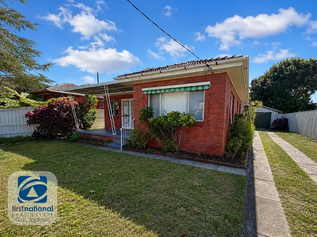 Charming Two Bedroom Home with Flexible Living Space
