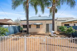 142 Dugan Street, Kalgoorlie