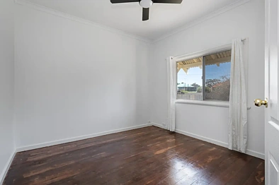 Kwarto - 100 Clancy Street, Boulder, WA 6432