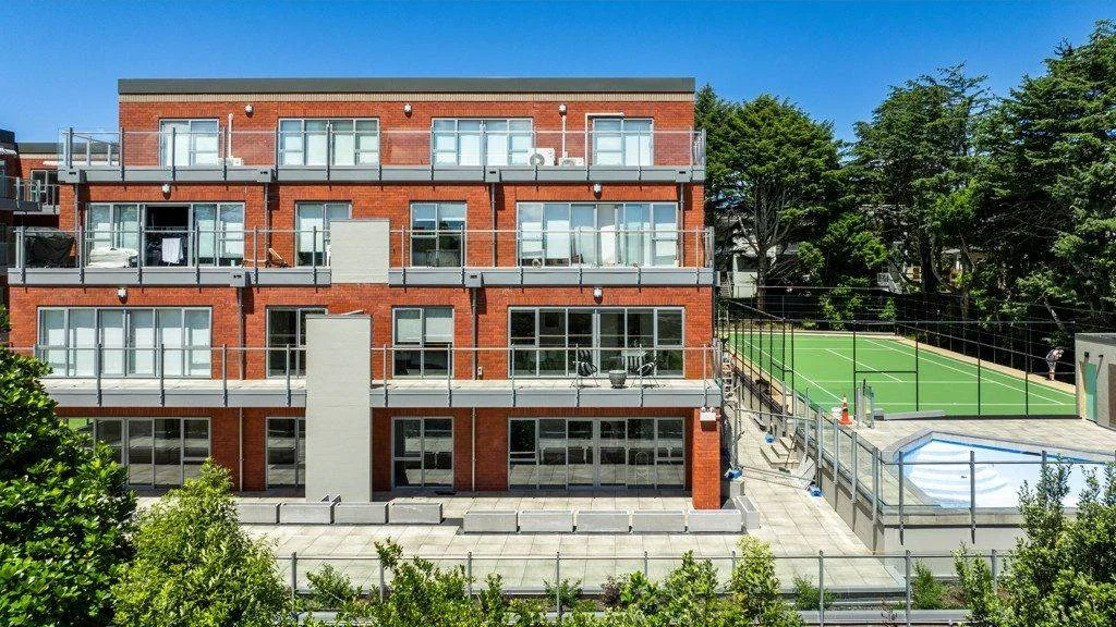 Mount Albert 2部屋 2-Bedroom with Balcony & Terrace in Tremont