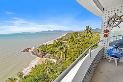 Yorkeys Knob 2Zimmer Fabulous Penthouse living with breathtaking panoramic views !!