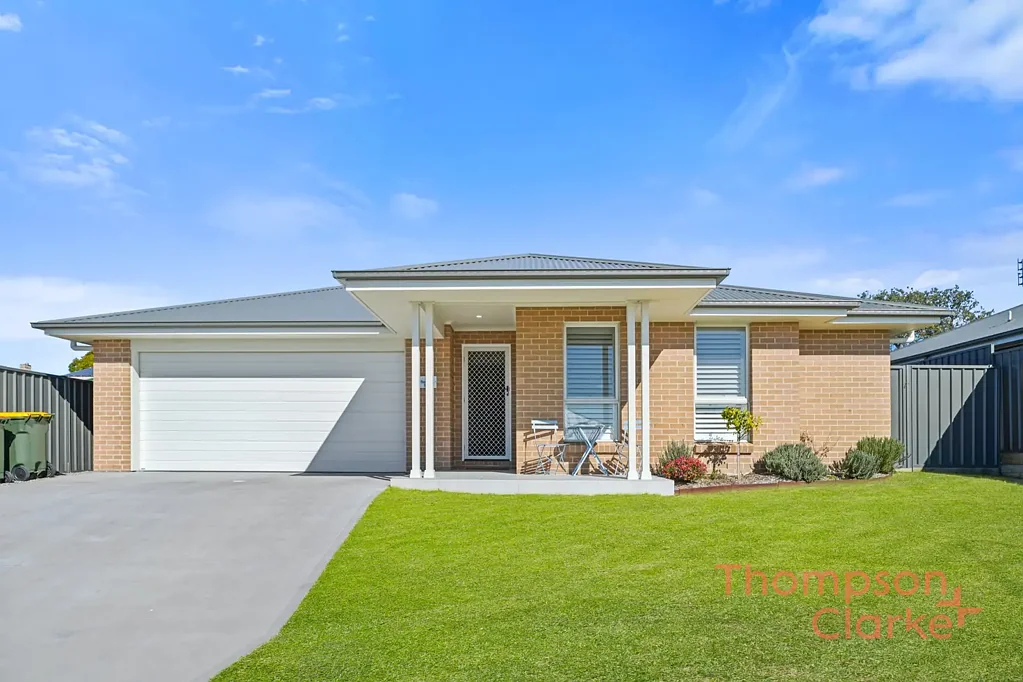 Gillieston Heights 4房  Stylish Family Living in Prime Gillieston Heights!!!