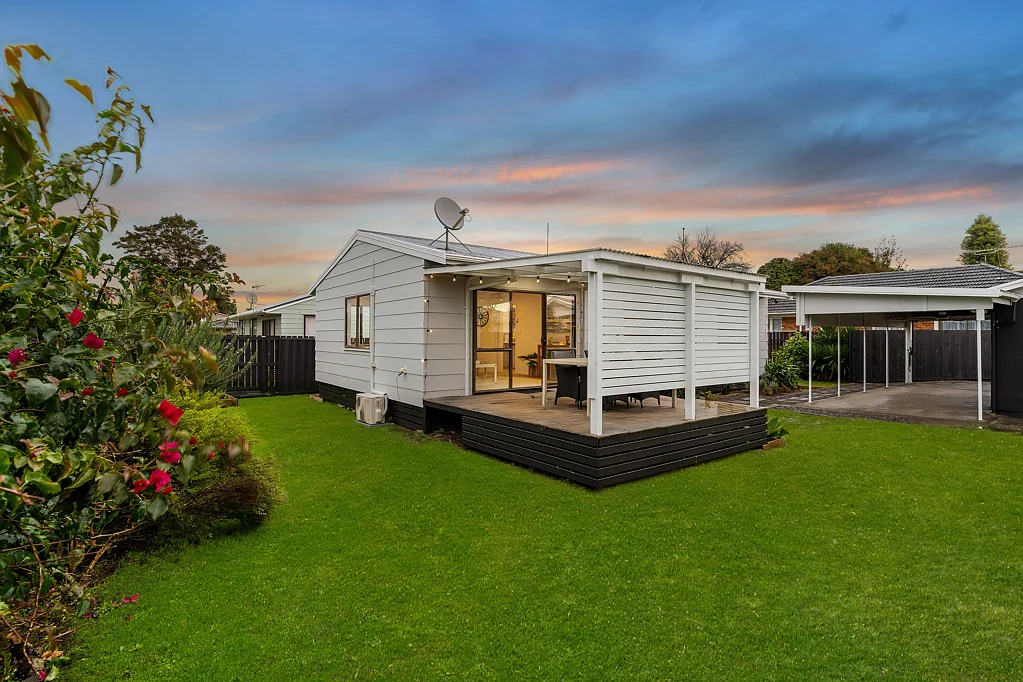 Papakura 3房  Start out on Sutton! Move in Ready!!