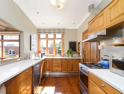 217 Fitzherbert Avenue, Fitzherbert, Palmerston North, Manawatu-Wanganui, 4房, 2浴, House