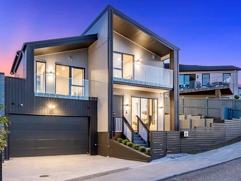 52 Pacific Heights Road, Orewa, Rodney