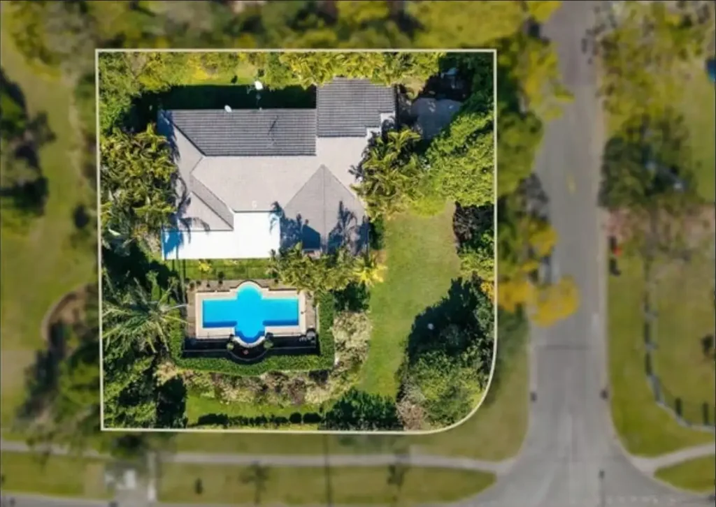 Family Entertainer with Pool in Bellbowrie