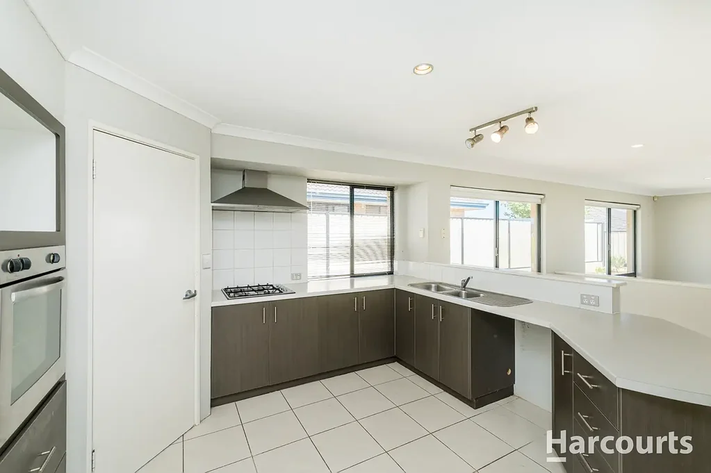 Spacious family home with open-plan living!