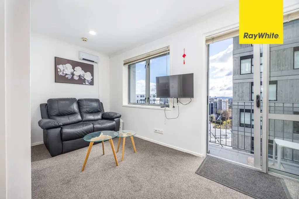 Auckland Central 2 Bedroom City-Zone Home: Where Views and Value Shine!