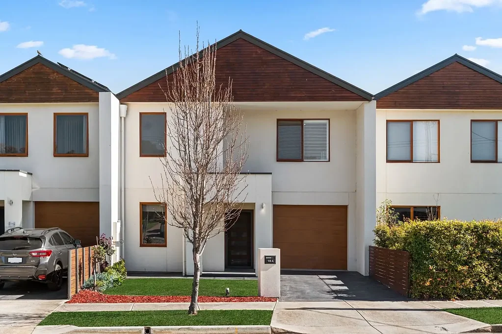 Dover Gardens 3房  Custom  Contemporary Design, Everyday Ease.