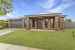 1 Aspect Drive, Huntly