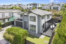 35 Remuremu Street, Long Bay