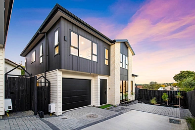 Bucklands Beach 5 Bedroom Sea Views & Macleans College Zone