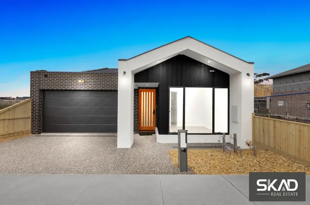 Wollert 4房  Brand New Home in Rathdowne Estate, Wollert !!