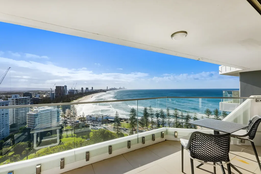 Burleigh Heads 2غرفة نوم PANORAMIC UNINTERRUPTED OCEAN VIEWS