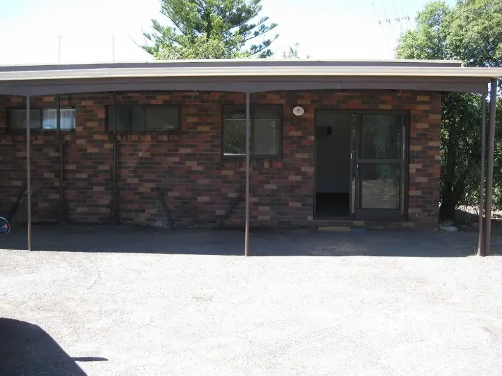 UNIT FOR LEASE - 2/17 POWELL STREET, ST ARNAUD